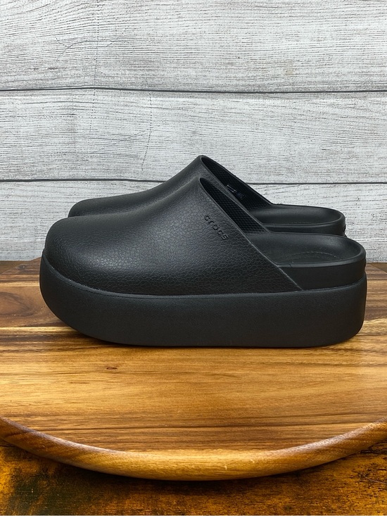 CROCS Shoes - NEW Crocs Dylan Platform Black Clog Mule Women’s Shoe Size 11